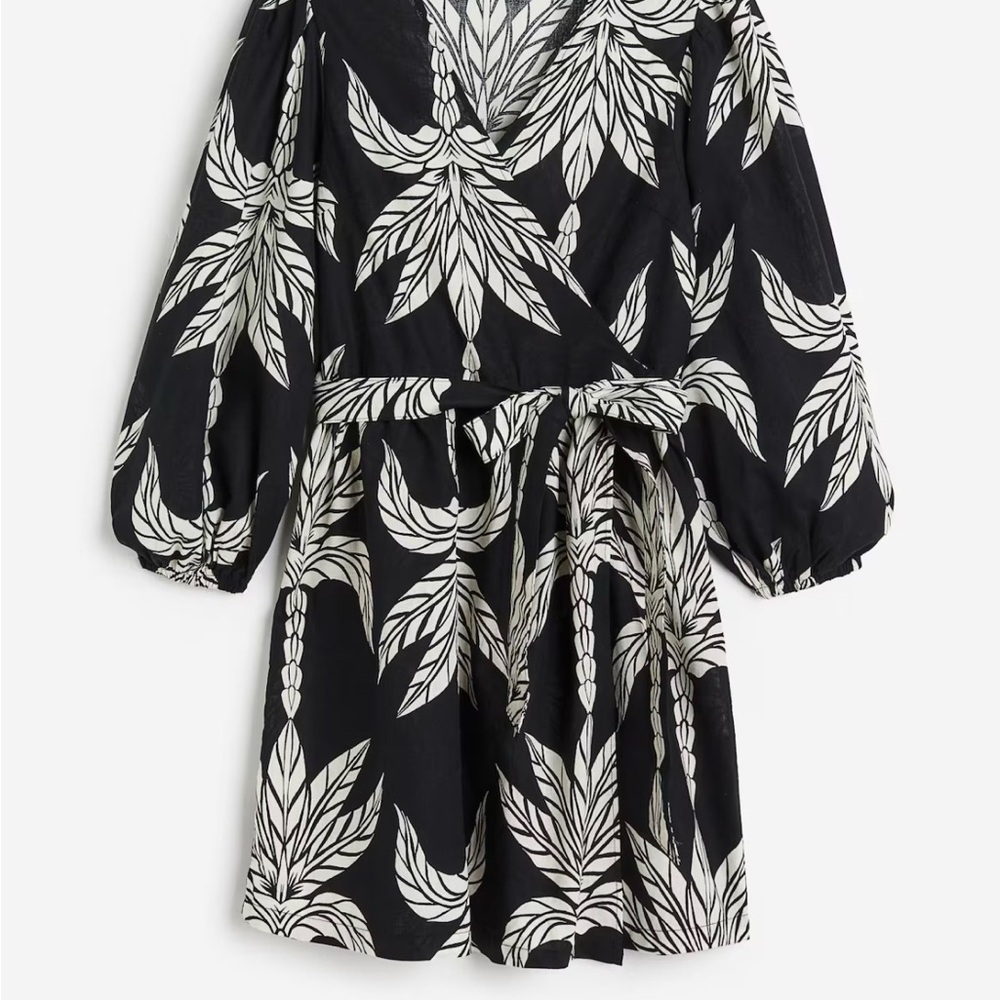 H&M Black and White Botanical Linen Blend Dress